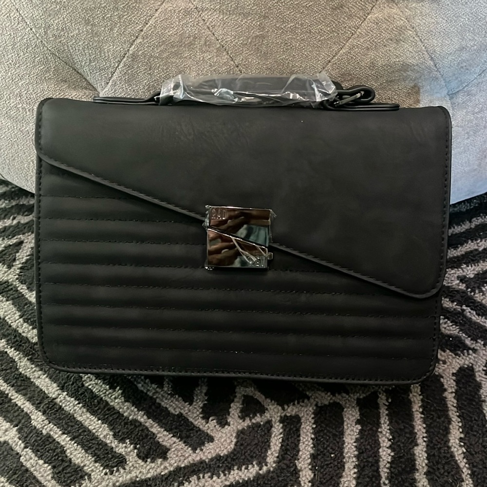 Radrev edgy crossbody